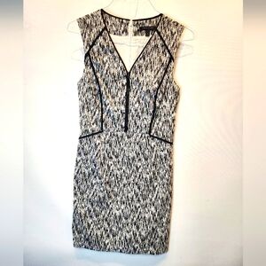 Elegant Black and White Sleeveless Dress